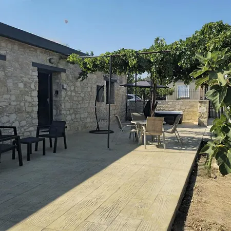 Phaedrus Living: Luxury Stone House Armou Casa vacanze Paphos