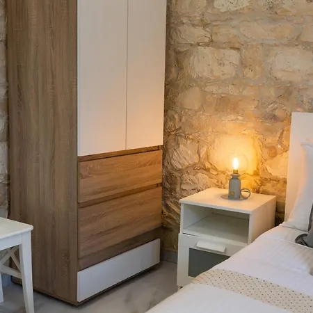 بيت للعطل Phaedrus Living: Luxury Stone House Armou بافوس