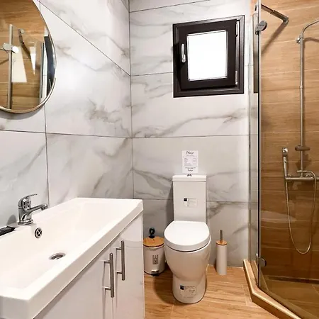 Phaedrus Living: Luxury Stone House Armou بيت للعطل *